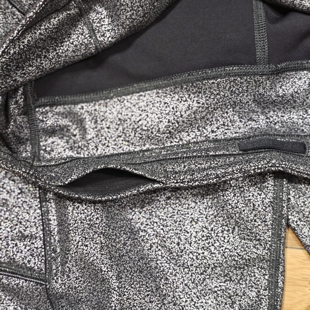 Lululemon Athletica Black and White Speckled Leggings - Picture 6 of 7